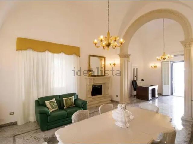 Appartamento in vendita di 100 m² in Via Umberto I