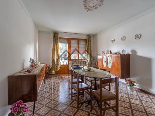 Appartamento in vendita di 100 m² in Via Uno