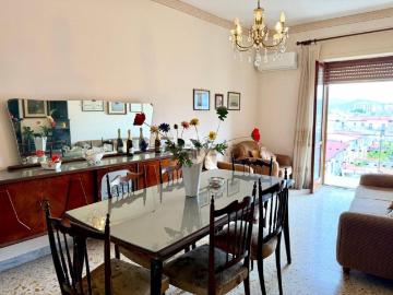 Appartamento in vendita di 100 m² in Via Volturno, 7