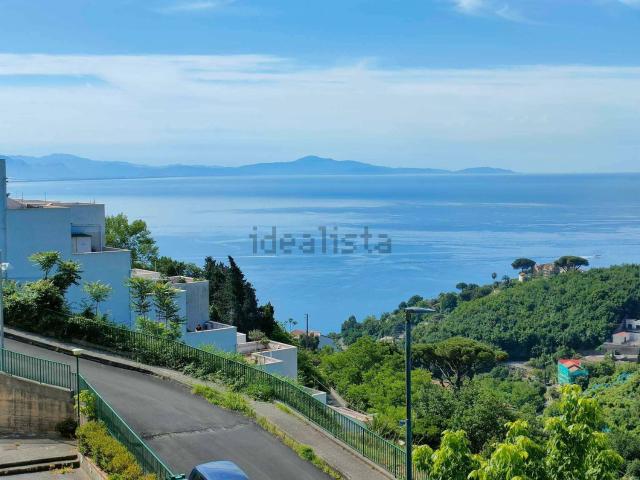 Appartamento in vendita di 100 m² in Via Vallone, 2