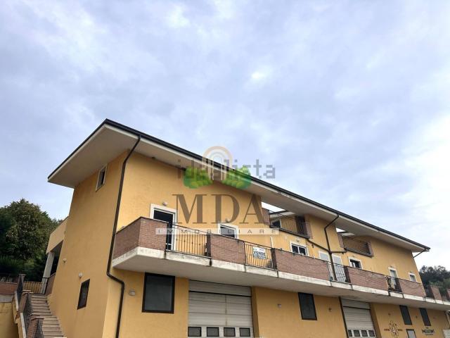 Appartamento in vendita di 100 m² in Via Vecchia Salaria, 47