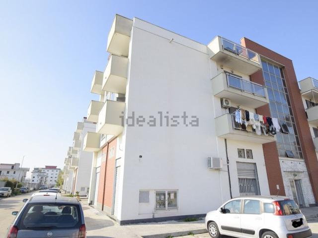Appartamento in vendita di 100 m² in Via Ventotene, 103