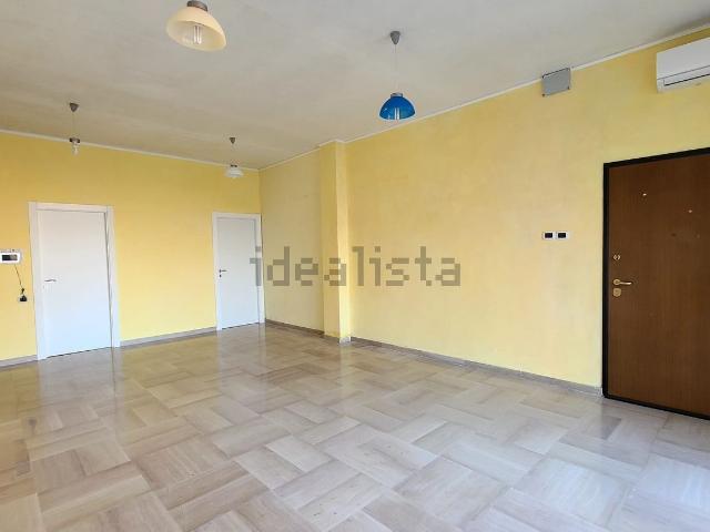 Appartamento in vendita di 100 m² in Via Vittorio Alfieri