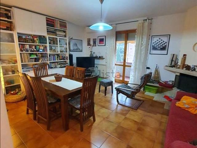 Appartamento in vendita di 100 m² in Via Vittorio Alfieri