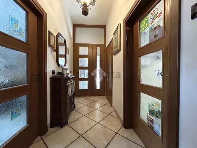 Appartamento in vendita di 100 m² in Via Vittorio Bottego, 10