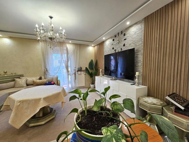 Appartamento in vendita di 100 m² in Via Viani