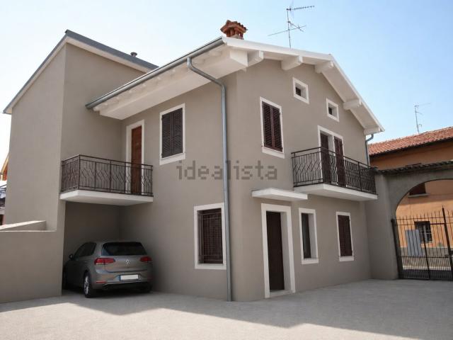 Appartamento in vendita di 100 m² in Via Villa di Sopra