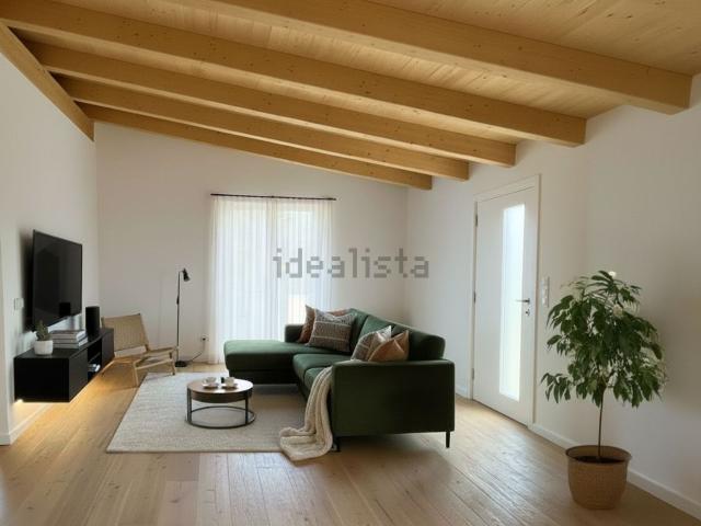 Appartamento in vendita di 100 m² in Via Villa di Summaga, 20