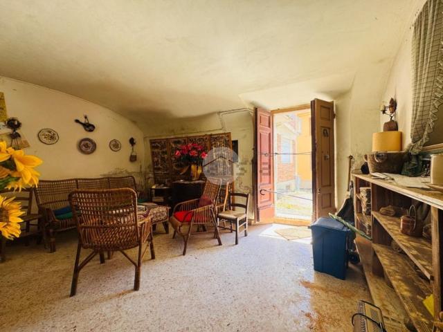 Appartamento in vendita di 100 m² in Via Villa Perilli, 25