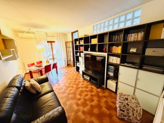 Appartamento in vendita di 100 m² in Via Villafranca