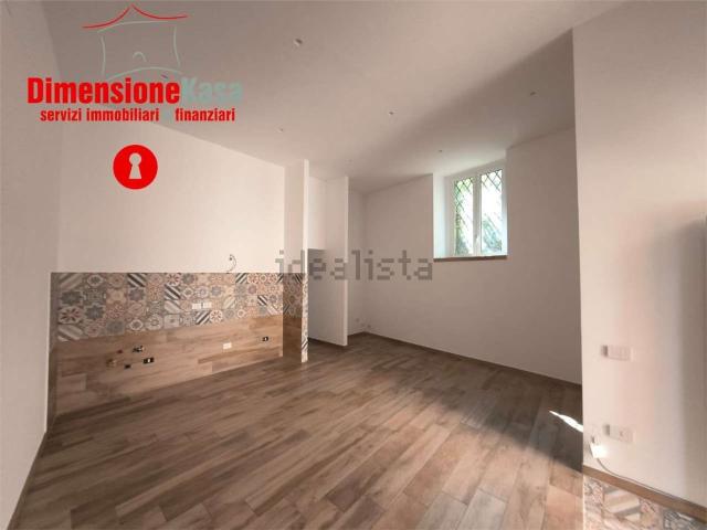 Appartamento in vendita di 100 m² in Via Vincenzo De Simone
