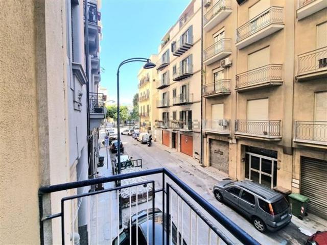 Appartamento in vendita di 100 m² in Via Vincenzo Riolo