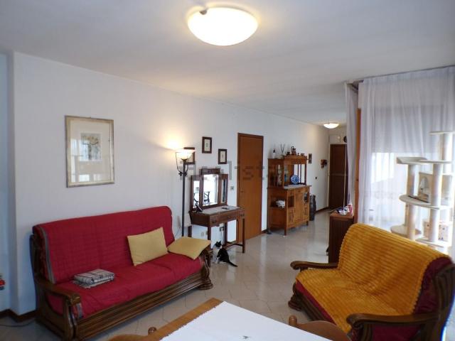 Appartamento in vendita di 100 m² in Via Yuri Gagarin, 62
