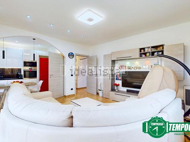 Appartamento in vendita di 100 m² in Viale Teresa Michel, 6