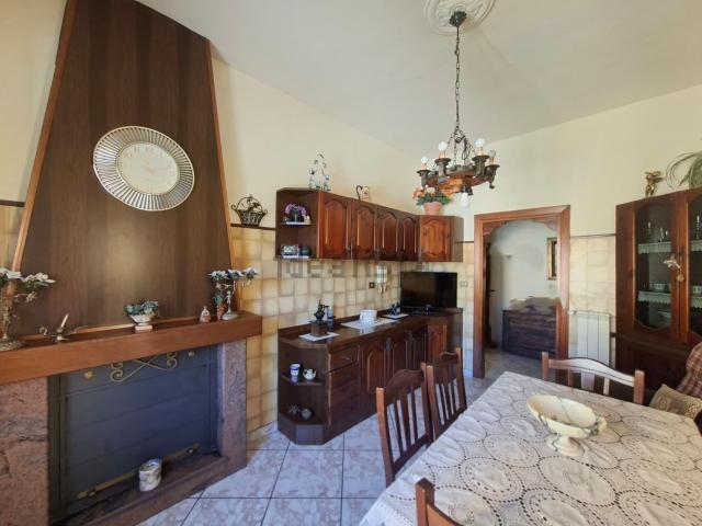 Appartamento in vendita di 100 m² in Viale Trieste, 11