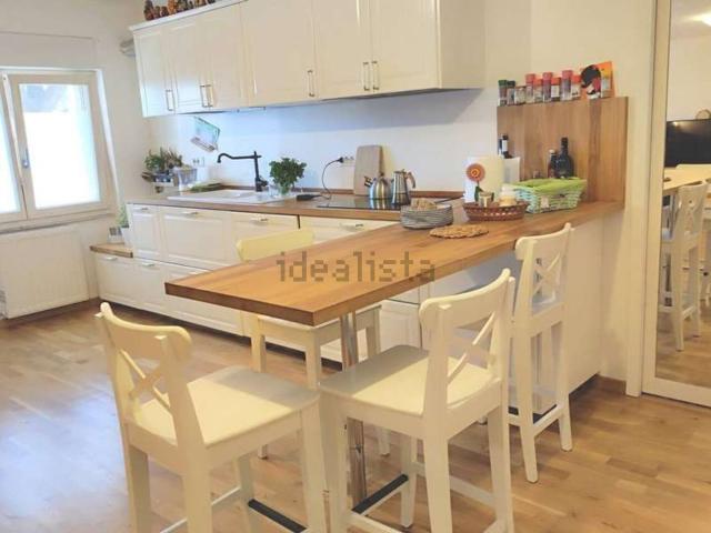 Appartamento in vendita di 100 m² in Viale C. Colombo, 158