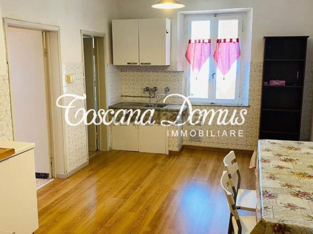 Appartamento in vendita di 90 m² in Viale Camillo Benso di Cavour, 53100