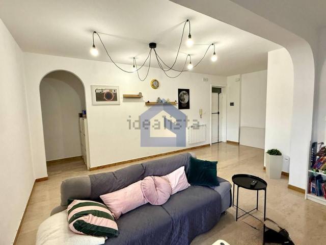 Appartamento in vendita di 100 m² in Viale Cappuccini, 95
