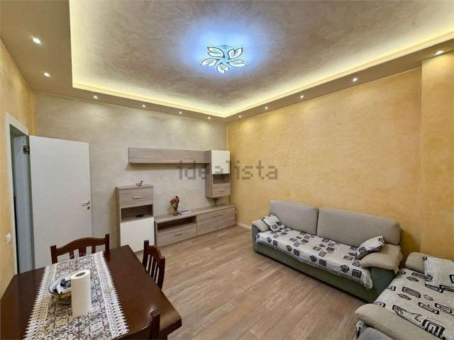Appartamento in vendita di 100 m² in Viale Dante Alighieri, 105