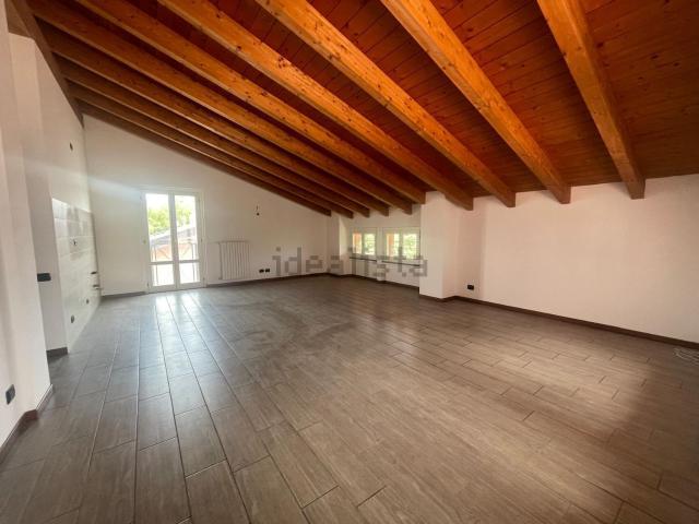 Appartamento in vendita di 100 m² in Viale dei Caduti