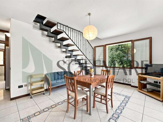 Appartamento in vendita di 100 m² in Viale dei Mille, 79