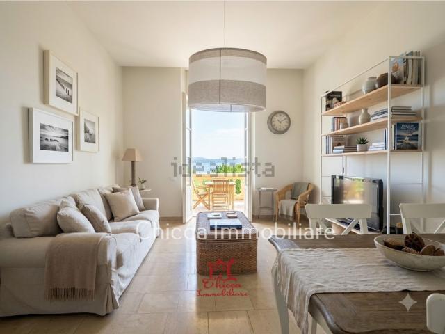 Appartamento in vendita di 100 m² in Viale del tirreno, 76