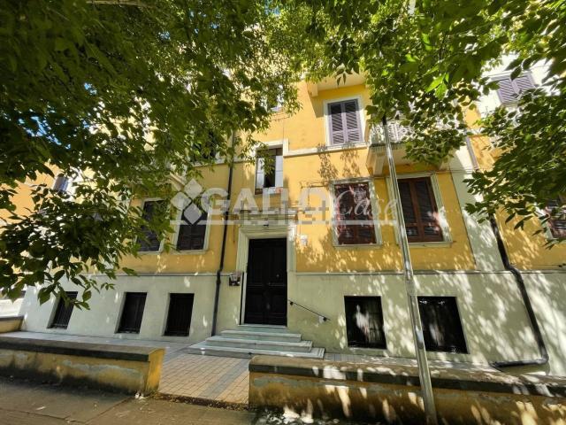 Appartamento in vendita di 100 m² in Viale della Repubblica, 223