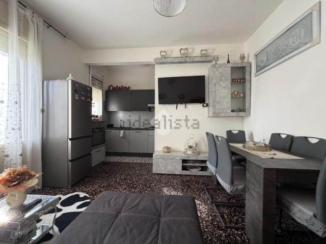 Appartamento in vendita di 100 m² in Viale della Stazione, 5