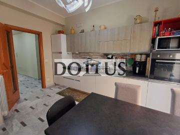 Appartamento in vendita di 100 m² in Viale Emilia, 46
