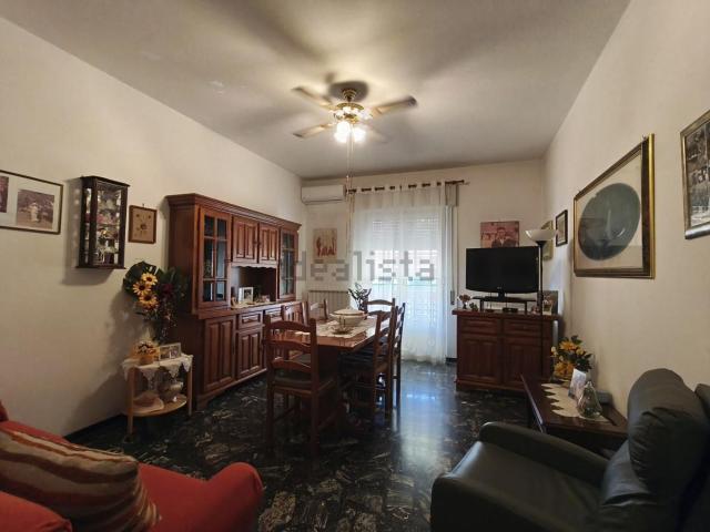 Appartamento in vendita di 100 m² in Viale Giuseppe Giusti