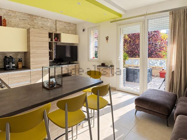 Appartamento in vendita di 100 m² in Viale Giuseppe Giusti