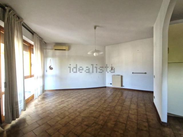 Appartamento in vendita di 100 m² in Viale L.Ariosto