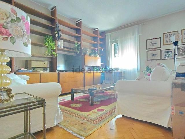Appartamento in vendita di 100 m² in Viale Luigi Luzzatti, 5