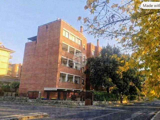 Appartamento in vendita di 100 m² in Viale Portogallo, 11