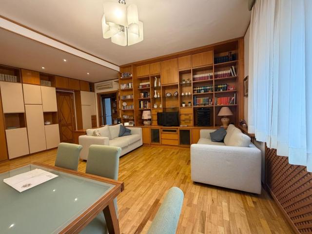Appartamento in vendita di 100 m² in Viale Privato Farnese