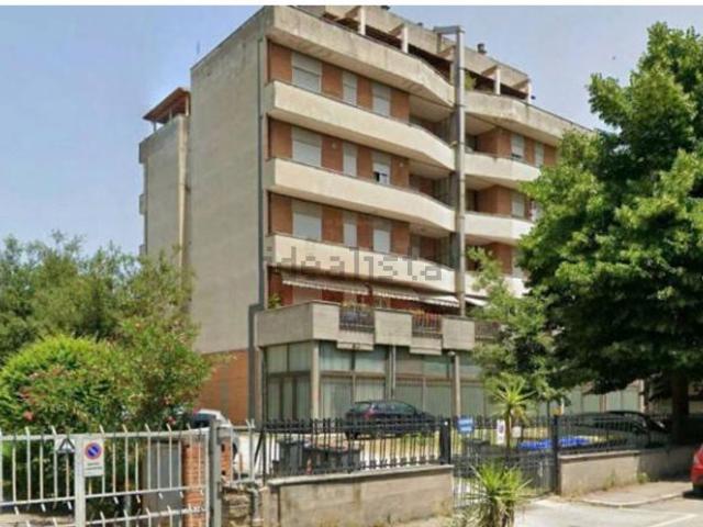Appartamento in vendita di 100 m² in Viale Renato Donatelli, 5