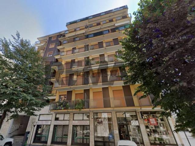 Appartamento in vendita di 100 m² in Viale Rimembranze, 5