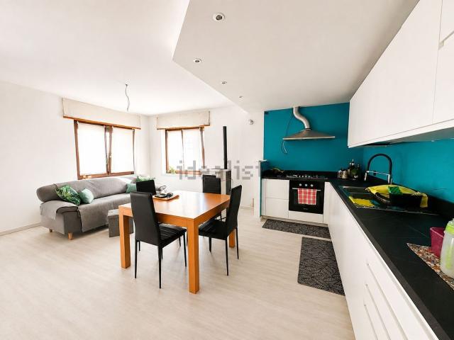 Appartamento in vendita di 100 m² in Vicolo Fabro, 1