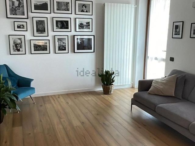 Appartamento in vendita di 100 m² in Borgo Palazzo, 87
