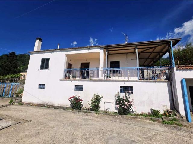 Appartamento in vendita di 100 m² in Contrada Truglio, 26