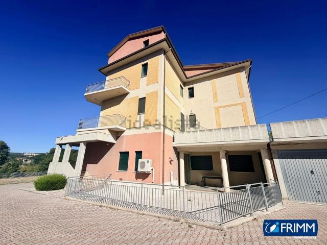 Appartamento in vendita di 100 m² in Contrada Cese