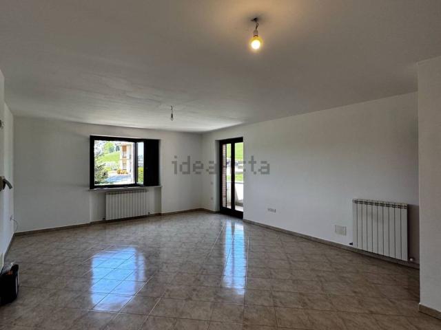 Appartamento in vendita di 100 m² in Contrada Fonterimana