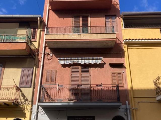 Appartamento in vendita di 100 m² in Corso umberto I, 349