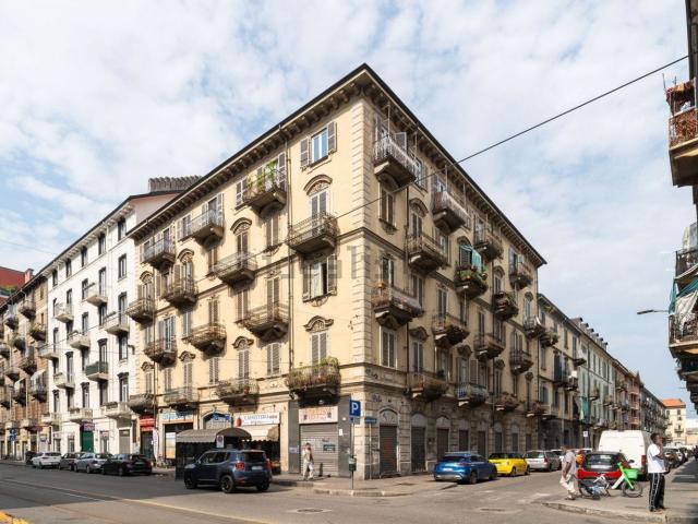 Appartamento in vendita di 100 m² in Corso Giulio Cesare, 47