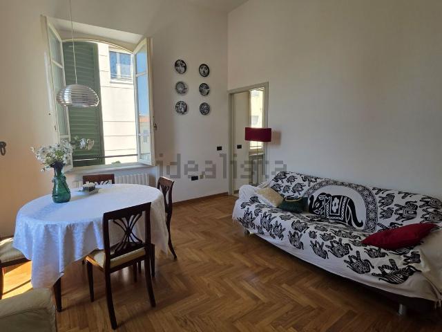 Appartamento in vendita di 100 m² in Corso Giuseppe Garibaldi, 44