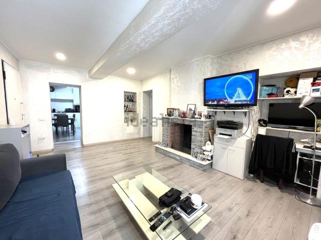 Appartamento in vendita di 100 m² in Corso Remo Bertoncini