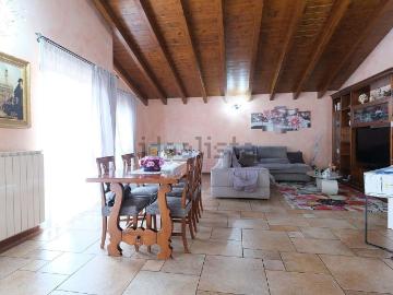 Appartamento in vendita di 100 m² in Largo del Roccolo, 6