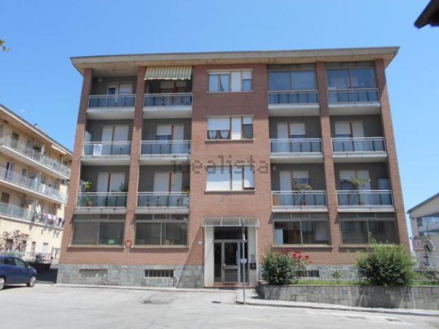Appartamento in vendita di 100 m² in Largo Dino Buffa, 2