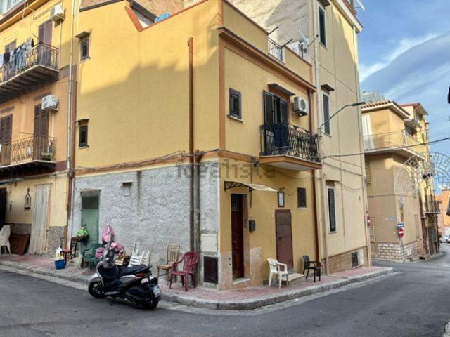 Appartamento in vendita di 100 m² in Largo Orlando