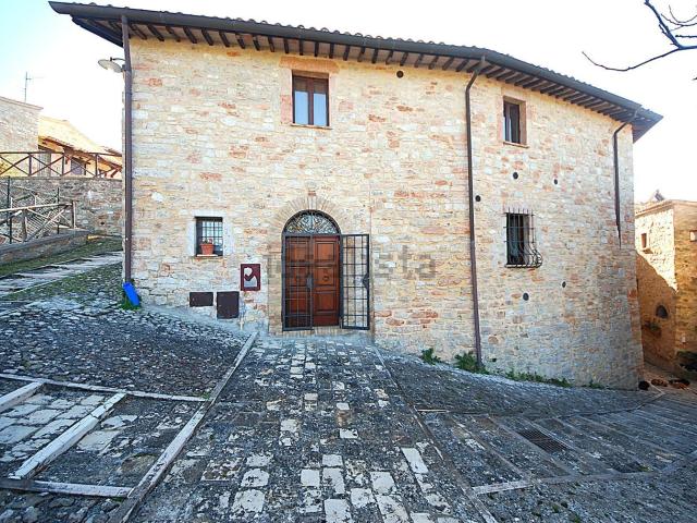 Appartamento in vendita di 100 m² in Località Acera